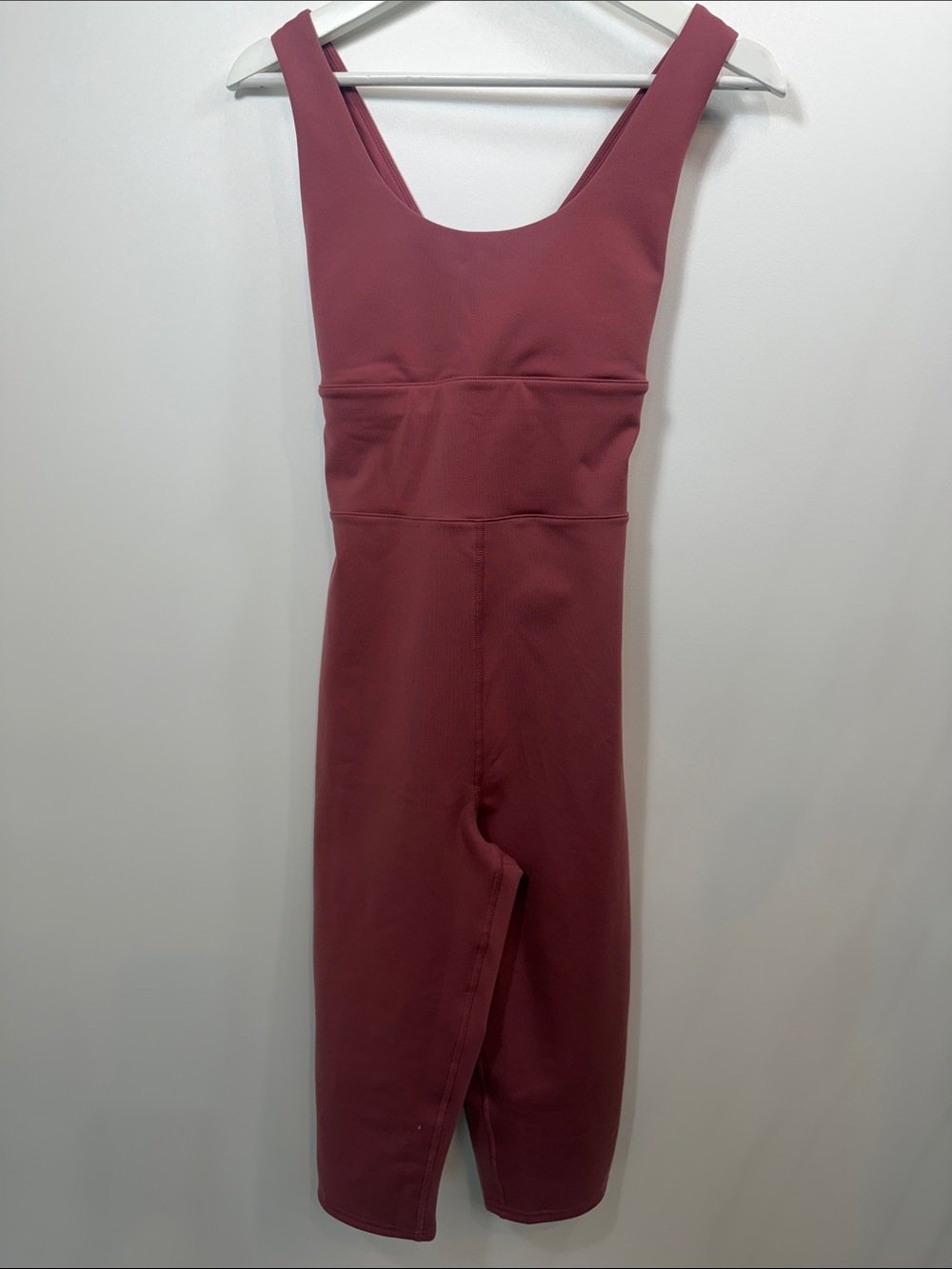 Alo Yoga Airbrush Physique onesie color is Mars clay size small. NWT.